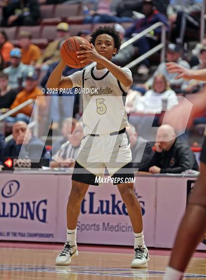 Thumbnail 1 in Neumann-Goretti vs. Hershey (PIAA 5A Championship) photogallery.