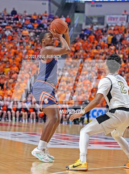 Thumbnail 2 in Neumann-Goretti vs. Hershey (PIAA 5A Championship) photogallery.