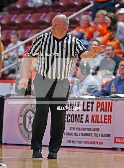 Thumbnail 3 in Neumann-Goretti vs. Hershey (PIAA 5A Championship) photogallery.