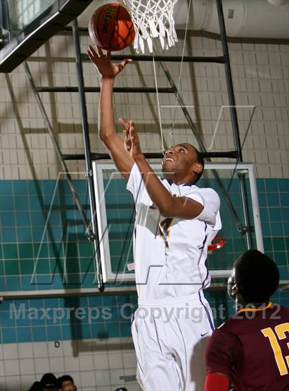 Thumbnail 2 in Mt. Vernon vs. Bishop Loughlin (7th Annual Ruker Christmas Classic) photogallery.