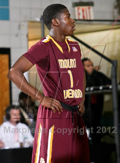 Thumbnail 2 in Mt. Vernon vs. Bishop Loughlin (7th Annual Ruker Christmas Classic) photogallery.