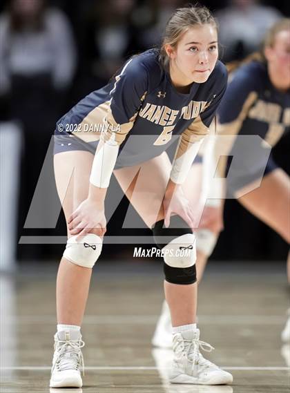 Thumbnail 2 in Grafton @ James Wood (VHSL Class 4 State Final) photogallery.