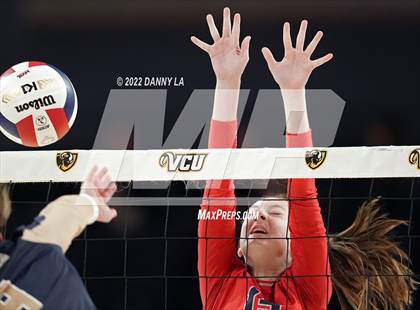 Thumbnail 3 in Grafton @ James Wood (VHSL Class 4 State Final) photogallery.