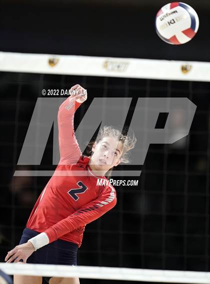 Thumbnail 1 in Grafton @ James Wood (VHSL Class 4 State Final) photogallery.