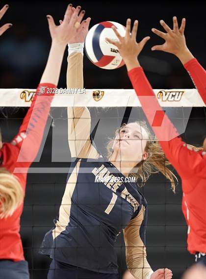 Thumbnail 3 in Grafton @ James Wood (VHSL Class 4 State Final) photogallery.