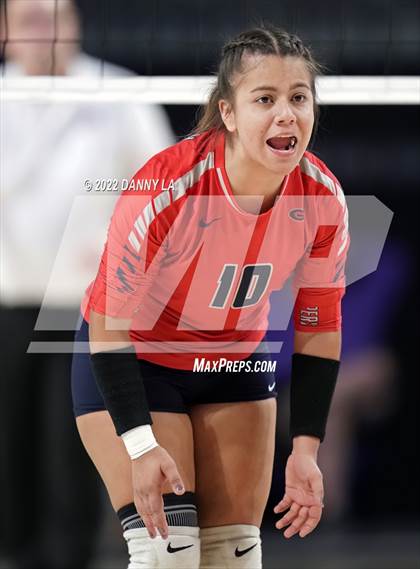 Thumbnail 1 in Grafton @ James Wood (VHSL Class 4 State Final) photogallery.