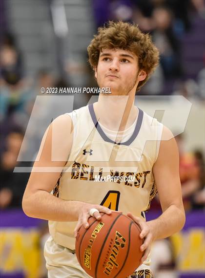 Thumbnail 2 in Creighton Prep @ Bellevue West photogallery.