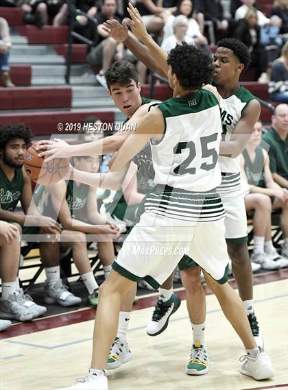 Thumbnail 3 in Edison vs. Murrieta Mesa (Rancho Mirage Holiday Invitational) photogallery.