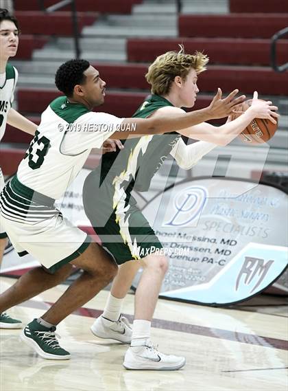 Thumbnail 2 in Edison vs. Murrieta Mesa (Rancho Mirage Holiday Invitational) photogallery.