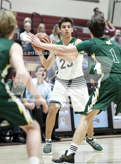 Thumbnail 2 in Edison vs. Murrieta Mesa (Rancho Mirage Holiday Invitational) photogallery.