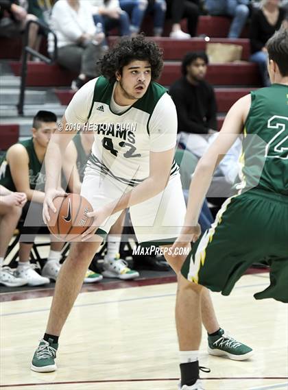 Thumbnail 2 in Edison vs. Murrieta Mesa (Rancho Mirage Holiday Invitational) photogallery.