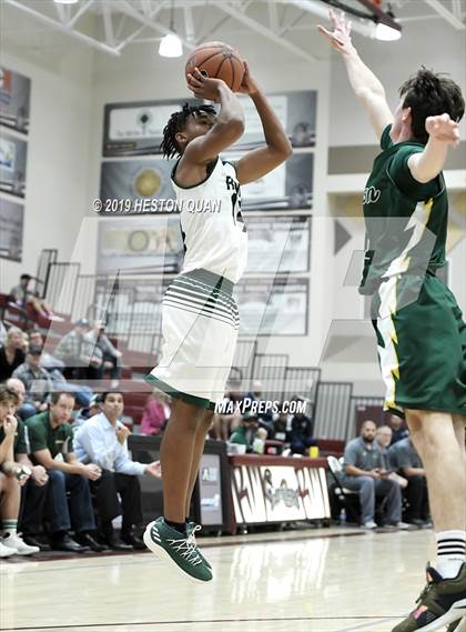 Thumbnail 3 in Edison vs. Murrieta Mesa (Rancho Mirage Holiday Invitational) photogallery.