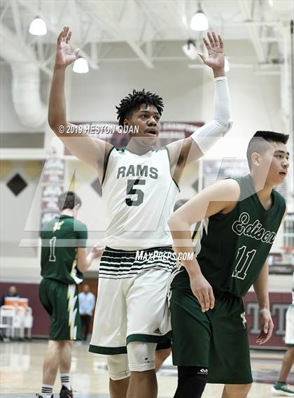 Thumbnail 3 in Edison vs. Murrieta Mesa (Rancho Mirage Holiday Invitational) photogallery.