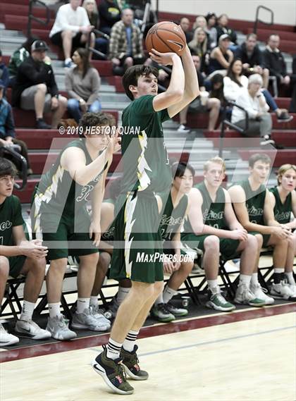 Thumbnail 1 in Edison vs. Murrieta Mesa (Rancho Mirage Holiday Invitational) photogallery.