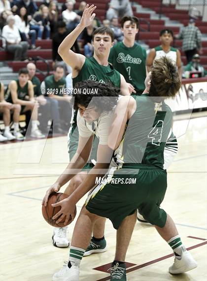 Thumbnail 1 in Edison vs. Murrieta Mesa (Rancho Mirage Holiday Invitational) photogallery.