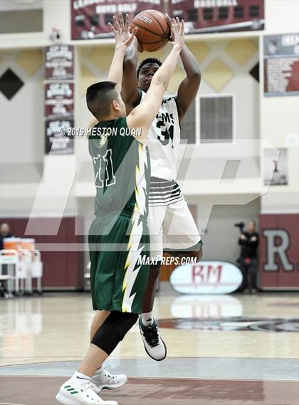Thumbnail 2 in Edison vs. Murrieta Mesa (Rancho Mirage Holiday Invitational) photogallery.
