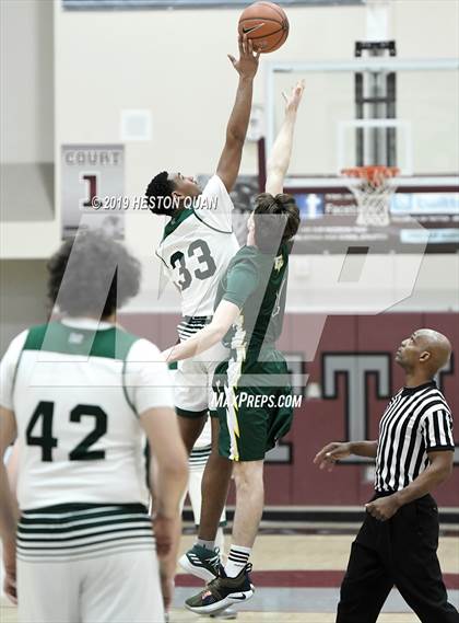 Thumbnail 1 in Edison vs. Murrieta Mesa (Rancho Mirage Holiday Invitational) photogallery.