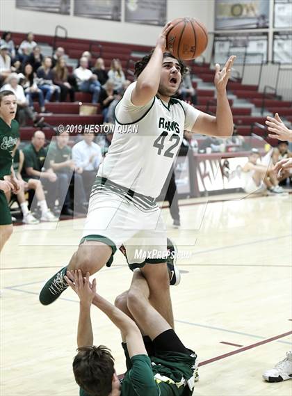 Thumbnail 1 in Edison vs. Murrieta Mesa (Rancho Mirage Holiday Invitational) photogallery.