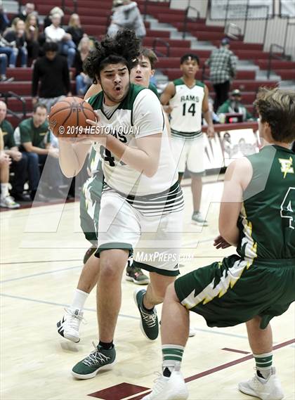Thumbnail 2 in Edison vs. Murrieta Mesa (Rancho Mirage Holiday Invitational) photogallery.