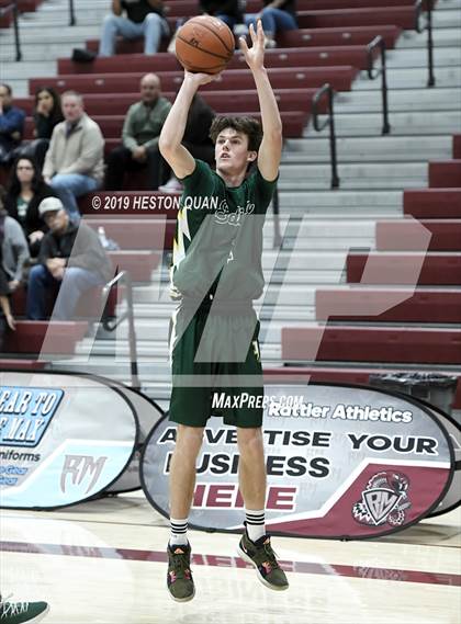 Thumbnail 1 in Edison vs. Murrieta Mesa (Rancho Mirage Holiday Invitational) photogallery.