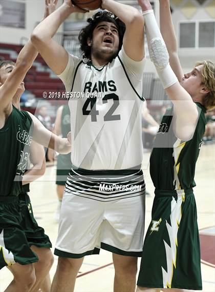Thumbnail 2 in Edison vs. Murrieta Mesa (Rancho Mirage Holiday Invitational) photogallery.