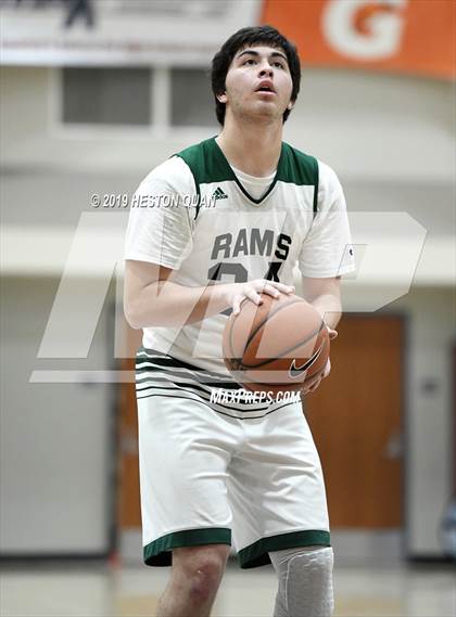 Thumbnail 2 in Edison vs. Murrieta Mesa (Rancho Mirage Holiday Invitational) photogallery.