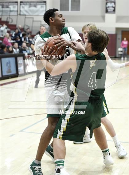 Thumbnail 3 in Edison vs. Murrieta Mesa (Rancho Mirage Holiday Invitational) photogallery.