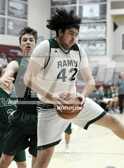Thumbnail 3 in Edison vs. Murrieta Mesa (Rancho Mirage Holiday Invitational) photogallery.