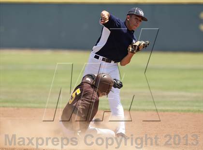 Thumbnail 2 in Crespi vs Valley North (Chatsworth H.S.) photogallery.