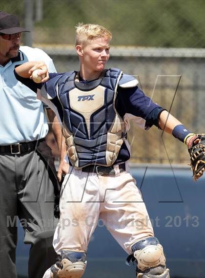 Thumbnail 3 in Crespi vs Valley North (Chatsworth H.S.) photogallery.