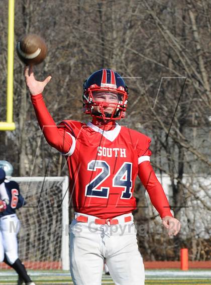 Thumbnail 3 in North vs South (Section 1 Exceptional Senior Bowl) photogallery.