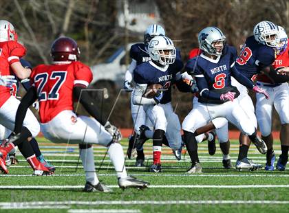 Thumbnail 3 in North vs South (Section 1 Exceptional Senior Bowl) photogallery.
