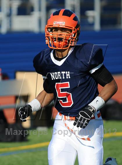Thumbnail 1 in North vs South (Section 1 Exceptional Senior Bowl) photogallery.