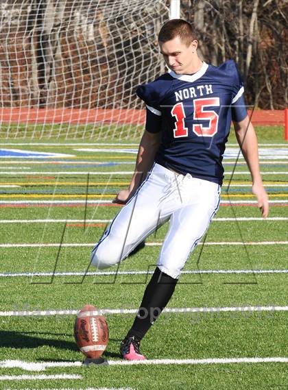 Thumbnail 1 in North vs South (Section 1 Exceptional Senior Bowl) photogallery.