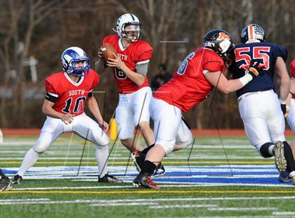 Thumbnail 3 in North vs South (Section 1 Exceptional Senior Bowl) photogallery.