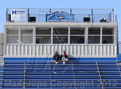 Thumbnail 1 in North vs South (Section 1 Exceptional Senior Bowl) photogallery.