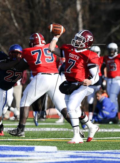 Thumbnail 1 in North vs South (Section 1 Exceptional Senior Bowl) photogallery.