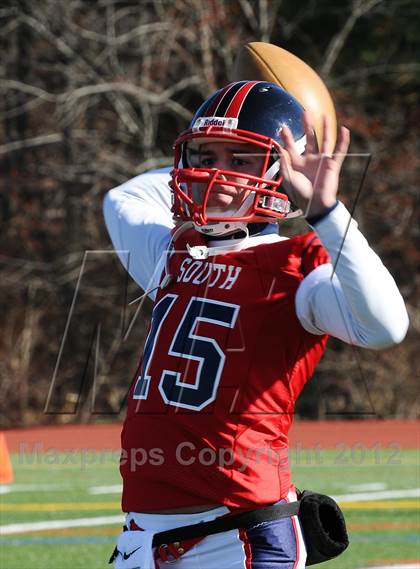Thumbnail 1 in North vs South (Section 1 Exceptional Senior Bowl) photogallery.