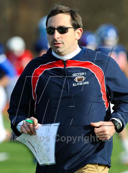 Thumbnail 3 in North vs South (Section 1 Exceptional Senior Bowl) photogallery.