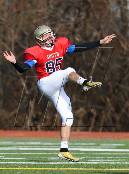 Thumbnail 3 in North vs South (Section 1 Exceptional Senior Bowl) photogallery.