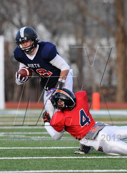 Thumbnail 2 in North vs South (Section 1 Exceptional Senior Bowl) photogallery.