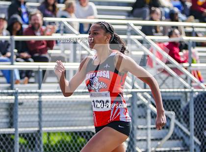 Thumbnail 2 in Bryan Bradley Viking Track Classic (300m Hurdles) photogallery.