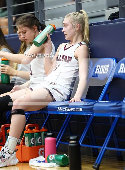 Thumbnail 2 in Millsap vs Birdville (Raising Cane's Chicken Lady Roos Christmas Classic) photogallery.