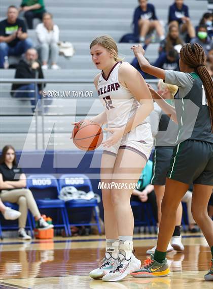 Thumbnail 3 in Millsap vs Birdville (Raising Cane's Chicken Lady Roos Christmas Classic) photogallery.