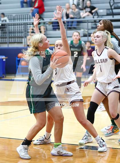 Thumbnail 3 in Millsap vs Birdville (Raising Cane's Chicken Lady Roos Christmas Classic) photogallery.