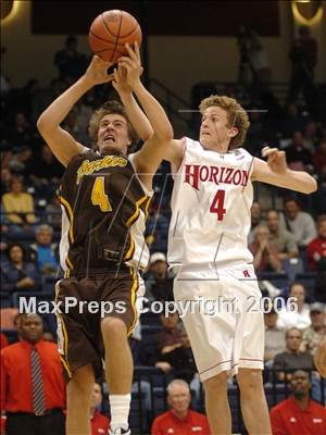 Thumbnail 1 in Parker vs. Horizon (SDS D4 Final) photogallery.