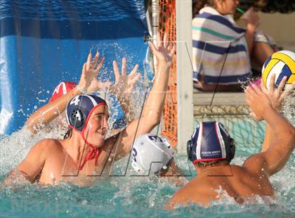 Thumbnail 3 in Justin-Siena vs Encinal photogallery.