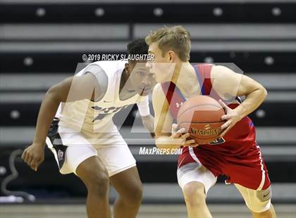 Thumbnail 2 in Cardinal Ritter College Prep vs. Bishop Miege photogallery.