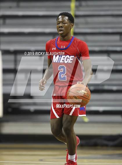 Thumbnail 1 in Cardinal Ritter College Prep vs. Bishop Miege photogallery.