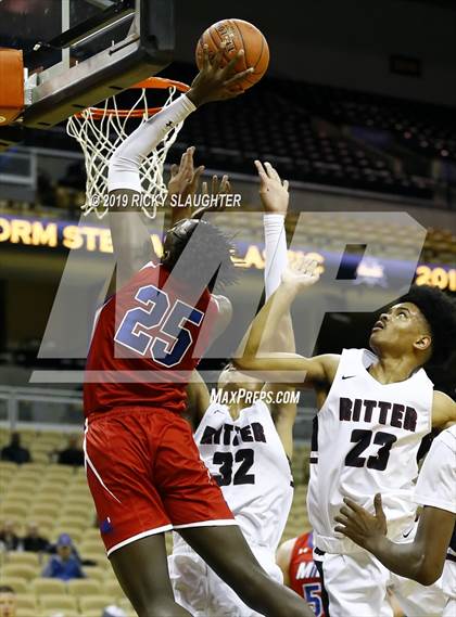 Thumbnail 3 in Cardinal Ritter College Prep vs. Bishop Miege photogallery.